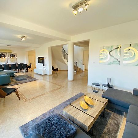 Acropolis Villa 8 Klorakas Dış mekan fotoğraf