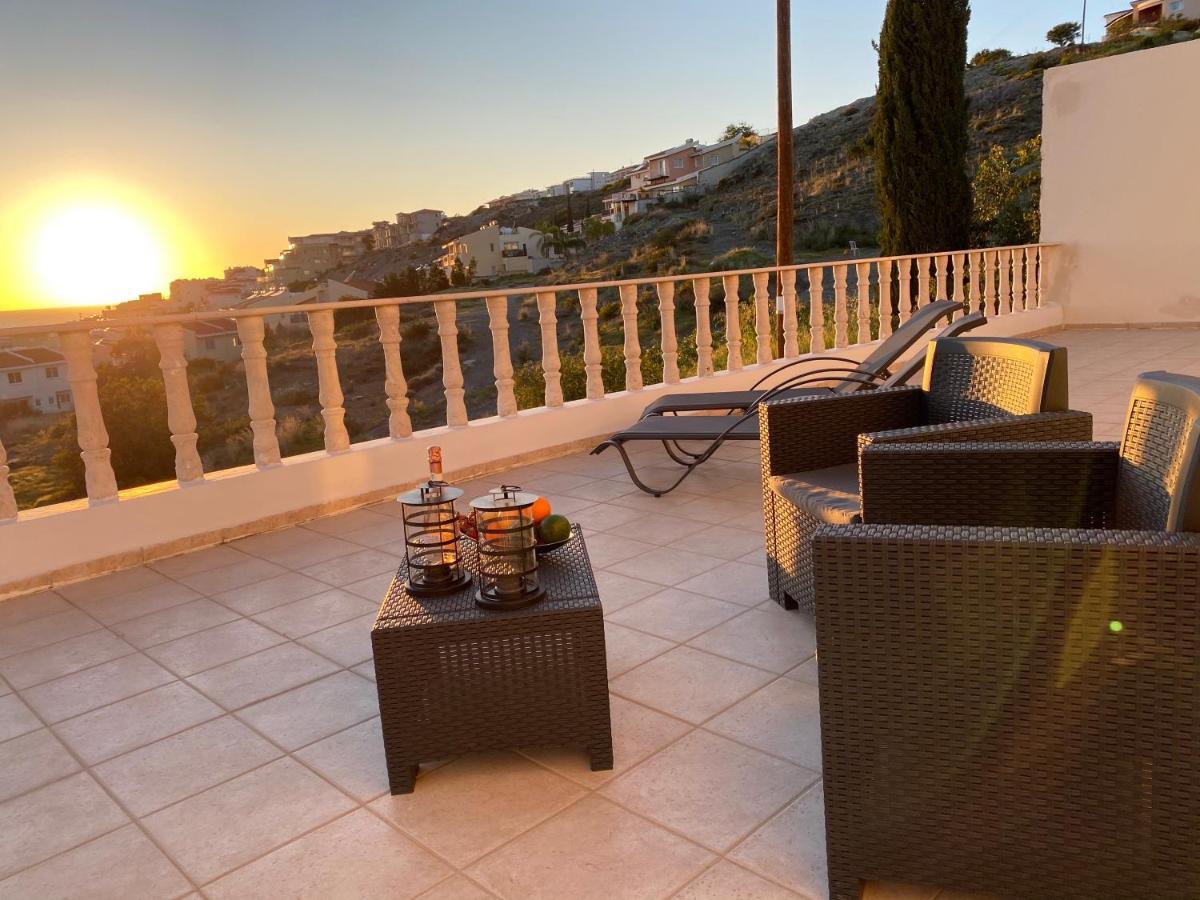Acropolis Villa 8 Klorakas Dış mekan fotoğraf